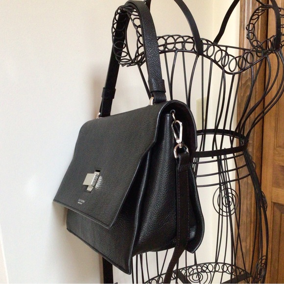 Lia Numa Black leather shoulder/Crossbody Satchel - Picture 11 of 12